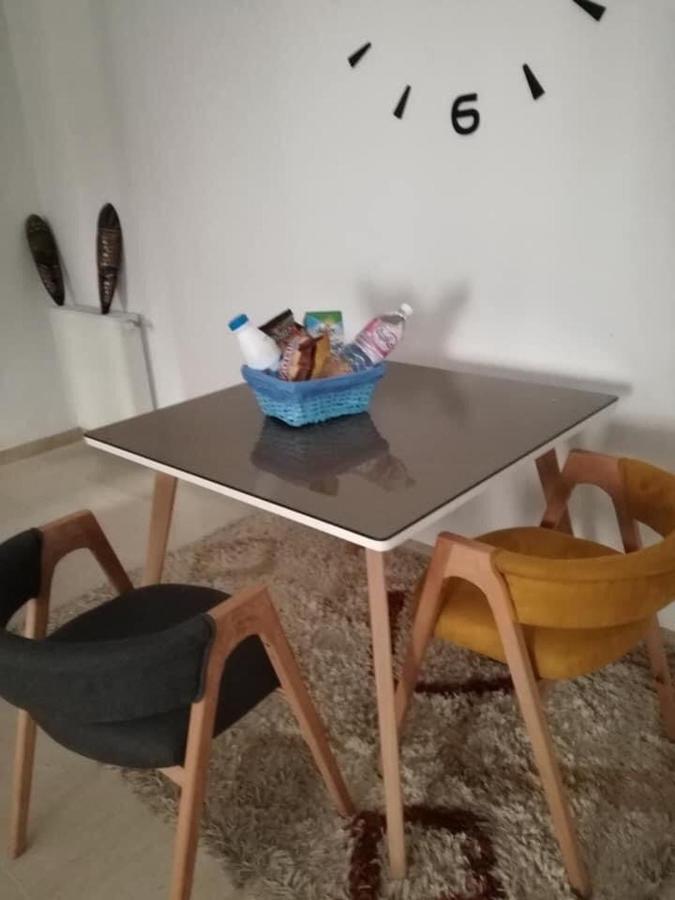 Appart Haut Standing A Tunis El Aouina Eksteriør billede